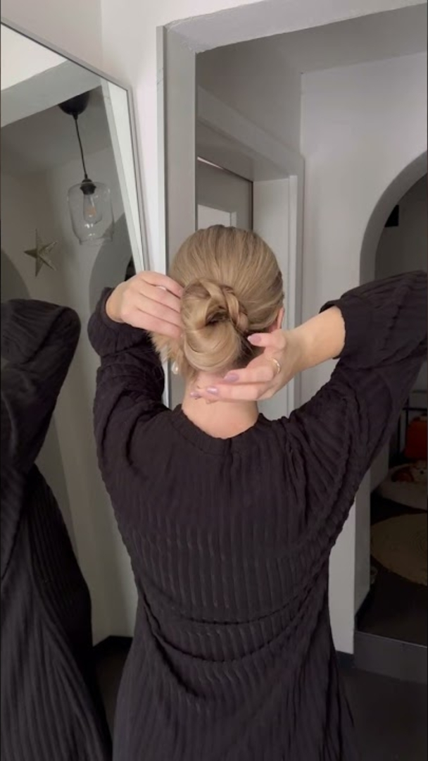 X Mas Hairstyle KLIPP X Mas Hairstyle KLIPP