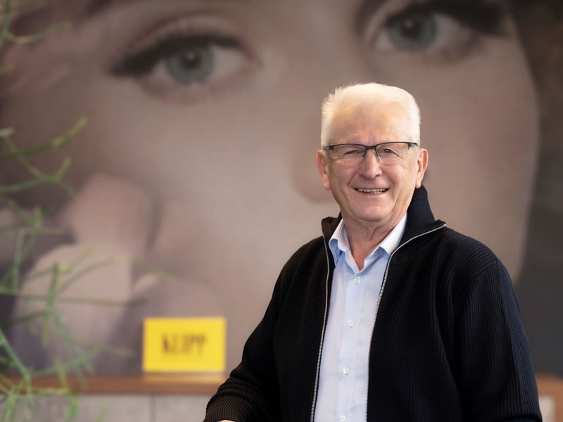 Ewald Lanzl Älterer Mann mit kurzen weißen Haaren